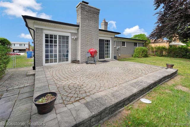 11828 Robinwood Boulevard, Warren, MI 48093