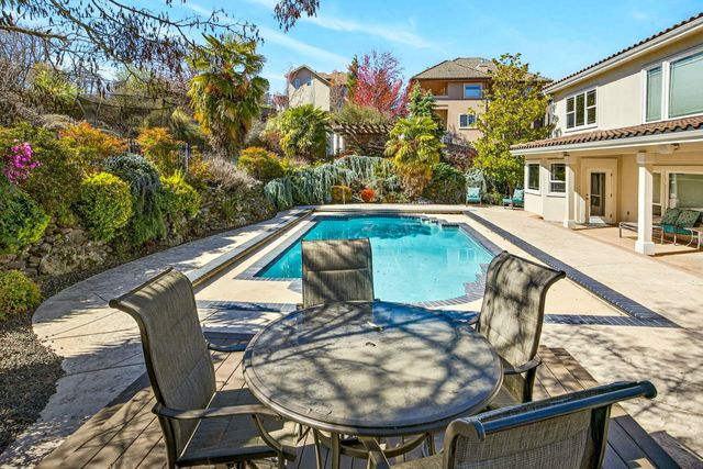 112 Monterey, Medford, OR 97504