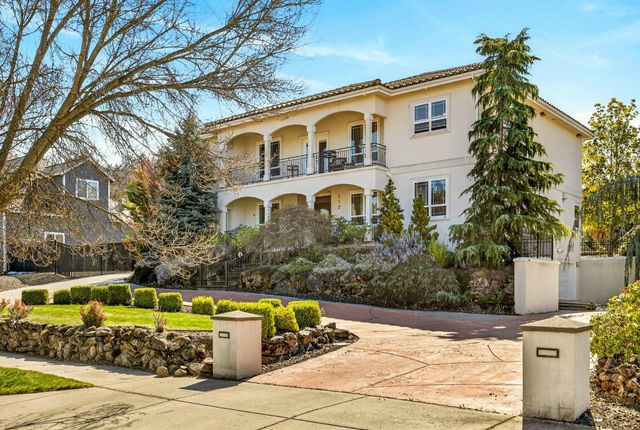 112 Monterey, Medford, OR 97504