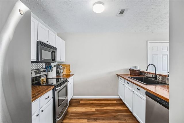 100 Cynthia Court, Dallas, GA 30157