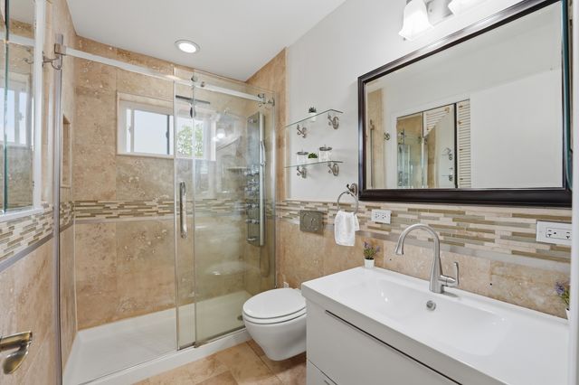 5 S Waterman Avenue, Arlington Heights, IL 60004
