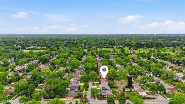 5 S Waterman Avenue, Arlington Heights, IL 60004
