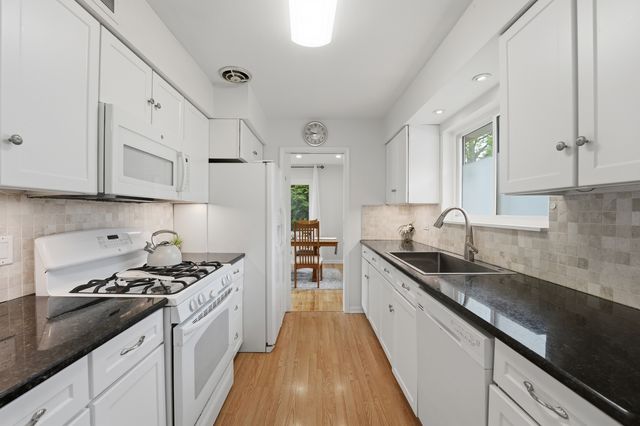 5 S Waterman Avenue, Arlington Heights, IL 60004
