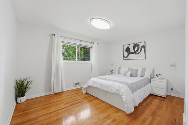 5 S Waterman Avenue, Arlington Heights, IL 60004