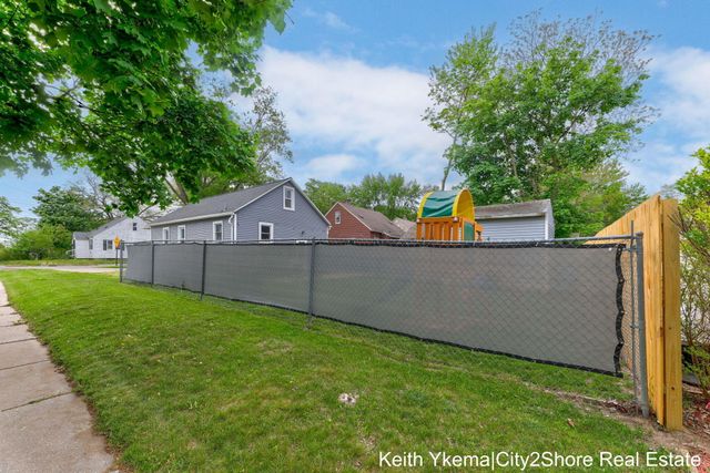 2603 Noel Avenue Sw, City Of Wyoming, MI 49509