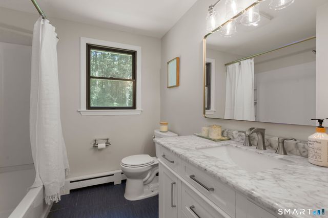 22 Willard Street, Simsbury, CT 06070