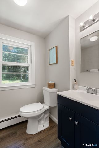 22 Willard Street, Simsbury, CT 06070