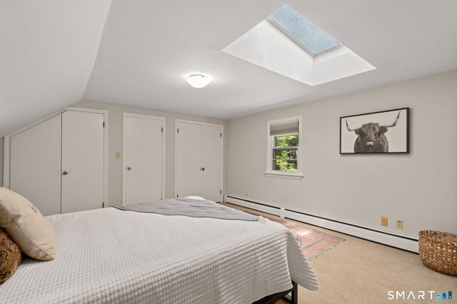 22 Willard Street, Simsbury, CT 06070