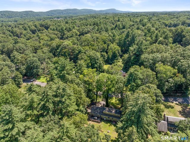 22 Willard Street, Simsbury, CT 06070