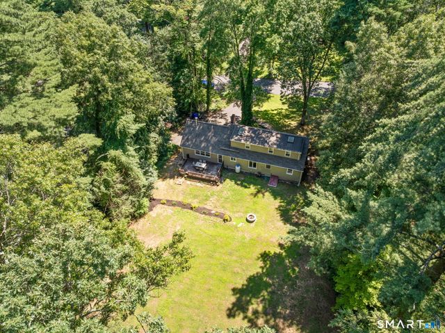 22 Willard Street, Simsbury, CT 06070