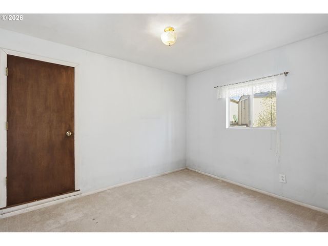 3503 EHRCK HILL Dr, Hood River, OR 97031