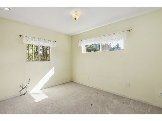 3503 EHRCK HILL Dr, Hood River, OR 97031