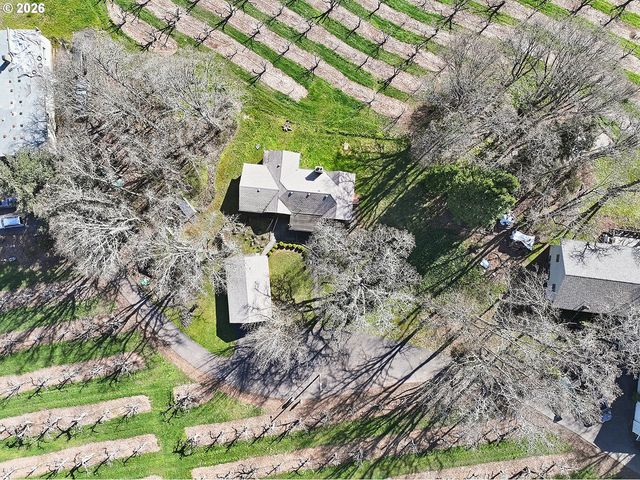 3503 EHRCK HILL Dr, Hood River, OR 97031