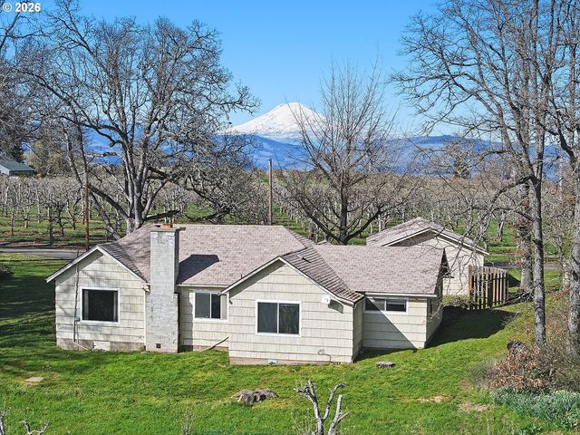 3503 EHRCK HILL Dr, Hood River, OR 97031