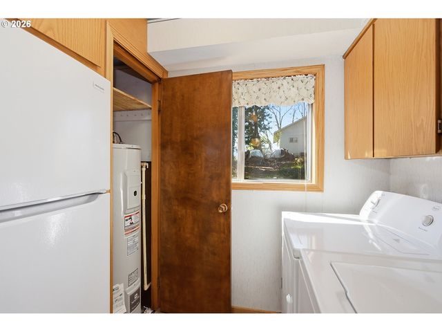 3503 EHRCK HILL Dr, Hood River, OR 97031