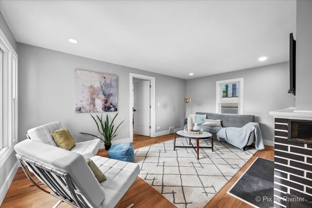 481 Edward Court, Des Plaines, IL 60016