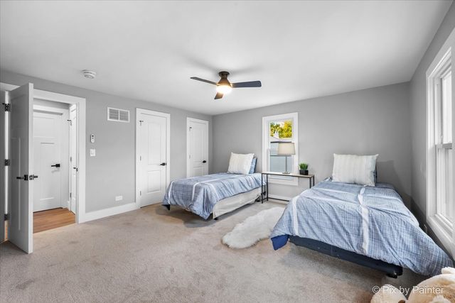 481 Edward Court, Des Plaines, IL 60016