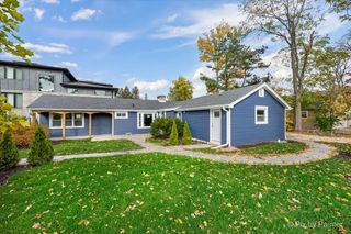 481 Edward Court, Des Plaines, IL 60016