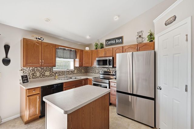 7277 Wind Brook Drive, Florence, KY 41042