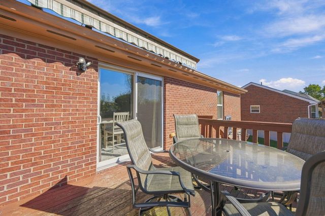 7277 Wind Brook Drive, Florence, KY 41042