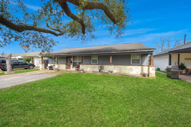 8630 Sonneville Drive, Houston, TX 77080