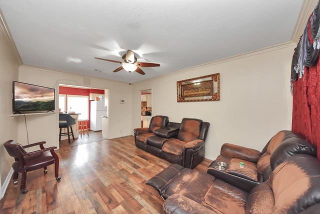 8630 Sonneville Drive, Houston, TX 77080