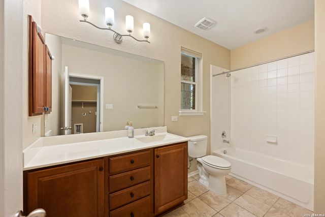 105 ROLLING CRK, Boerne, TX 78006
