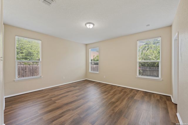 105 ROLLING CRK, Boerne, TX 78006
