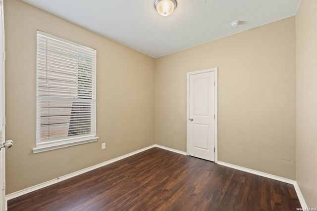 105 ROLLING CRK, Boerne, TX 78006
