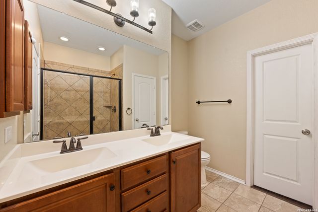 105 ROLLING CRK, Boerne, TX 78006