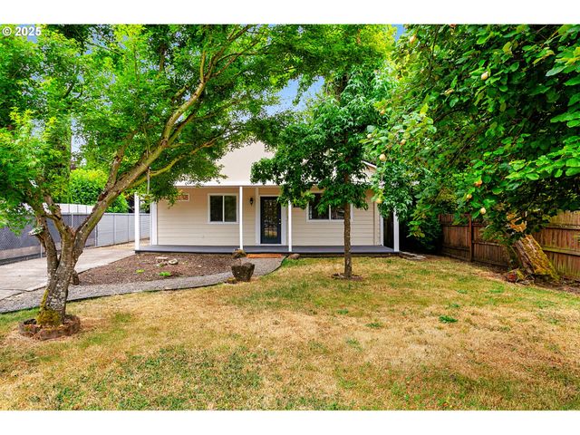 625 W M St, Springfield, OR 97477
