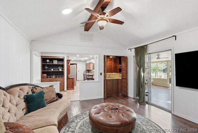 1502 Timber Ridge Drive, Cleveland, OK 74020