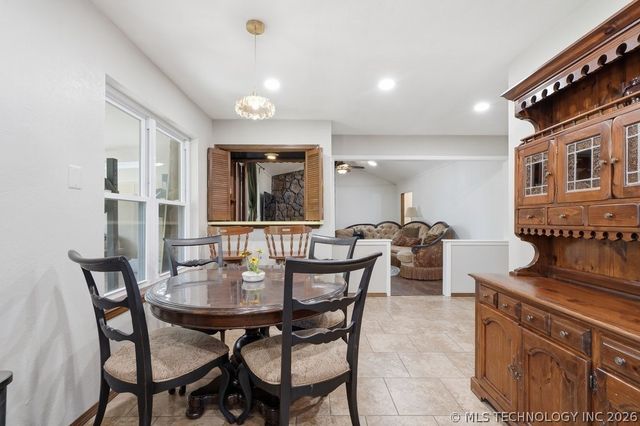 1502 Timber Ridge Drive, Cleveland, OK 74020