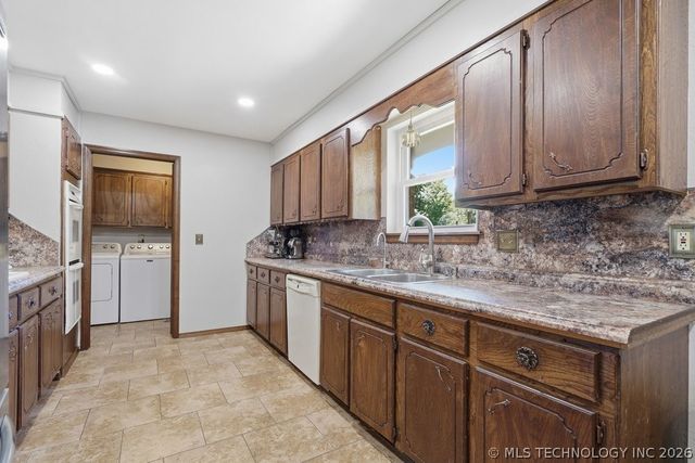 1502 Timber Ridge Drive, Cleveland, OK 74020
