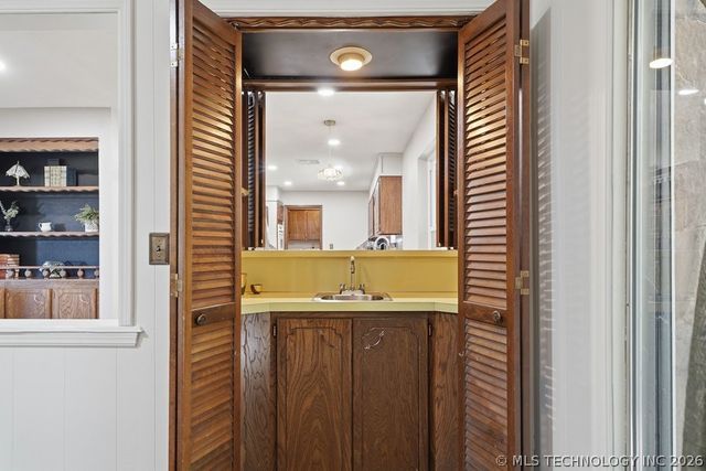1502 Timber Ridge Drive, Cleveland, OK 74020