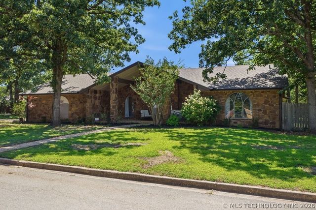 1502 Timber Ridge Drive, Cleveland, OK 74020