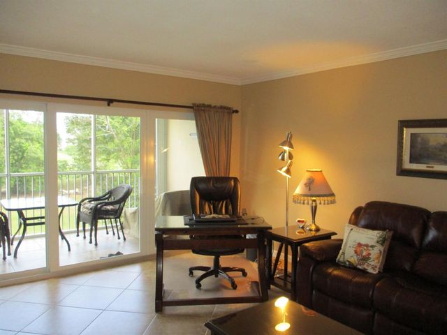 3300 N Palm Aire Drive 306, Pompano Beach, FL 33069