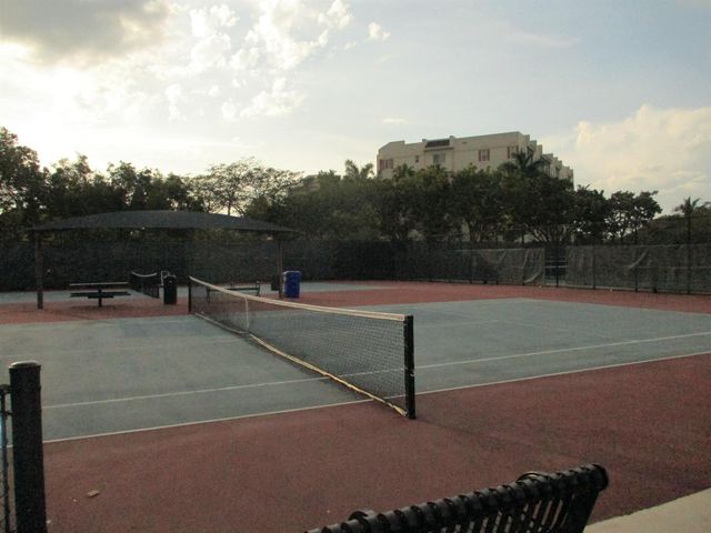 3300 N Palm Aire Drive 306, Pompano Beach, FL 33069