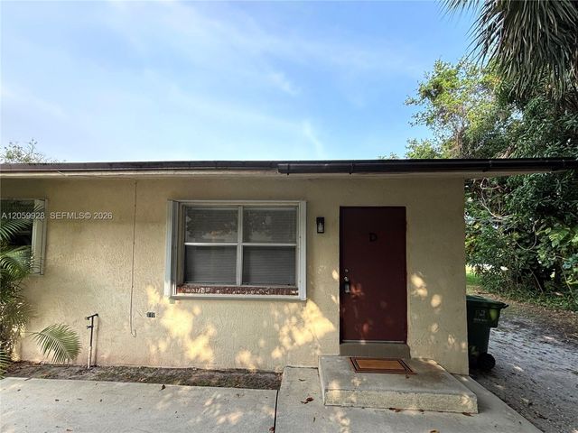 1011 SW 8th Street D, Hallandale Beach, FL 33009