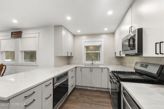 741 Lakehurst Avenue, Jackson, NJ 08527