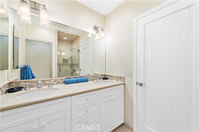 1051 Gaviota Drive, Laguna Beach, CA 92651