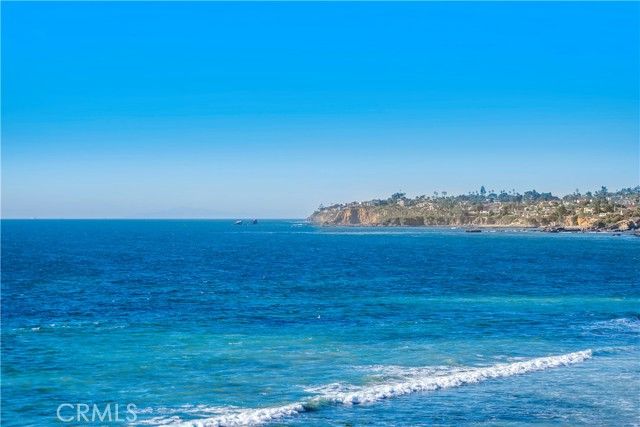 1051 Gaviota Drive, Laguna Beach, CA 92651