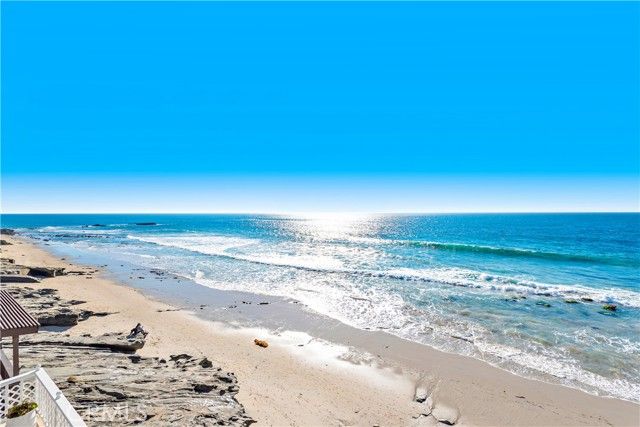 1051 Gaviota Drive, Laguna Beach, CA 92651