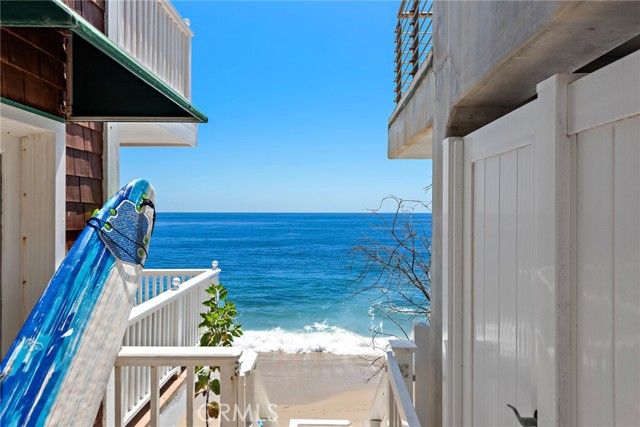 1051 Gaviota Drive, Laguna Beach, CA 92651