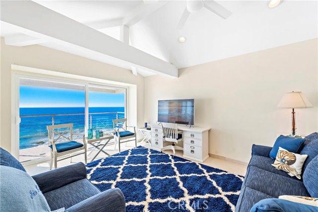 1051 Gaviota Drive, Laguna Beach, CA 92651