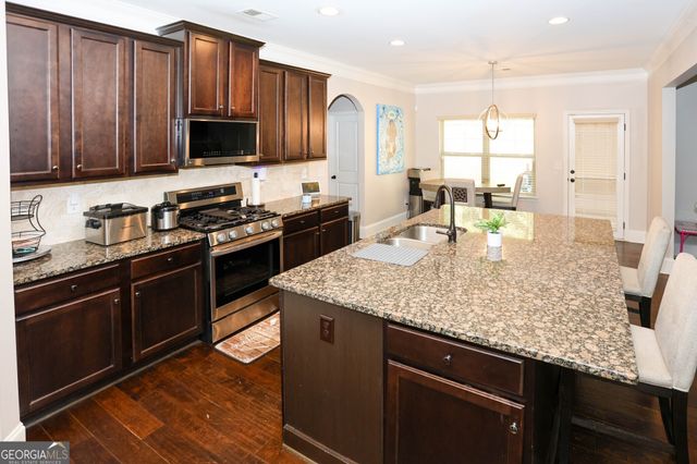 510 Summer Brooke Lane, Fairburn, GA 30213