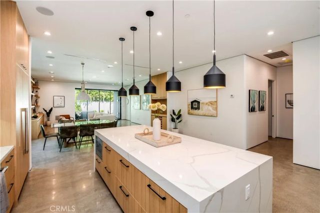 4734 Tobias Avenue, Sherman Oaks, CA 91403