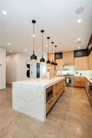 4734 Tobias Avenue, Sherman Oaks, CA 91403