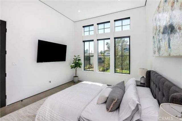 4734 Tobias Avenue, Sherman Oaks, CA 91403