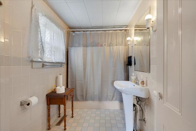 820 MA-28, Harwich Port, MA 02646